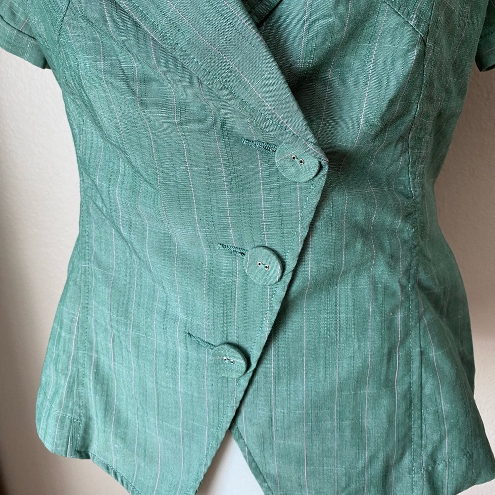 Lulumari Buttonfront Green Top - Picture 11 of 11